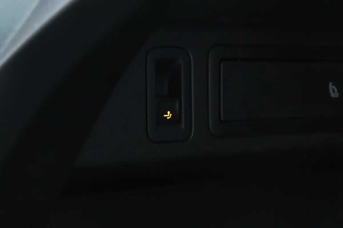 1.5 TSI / R-Line / DSG / 150PK / LED / Pano / Camera / Virtual Cockpit / Trekhaak / 19"!