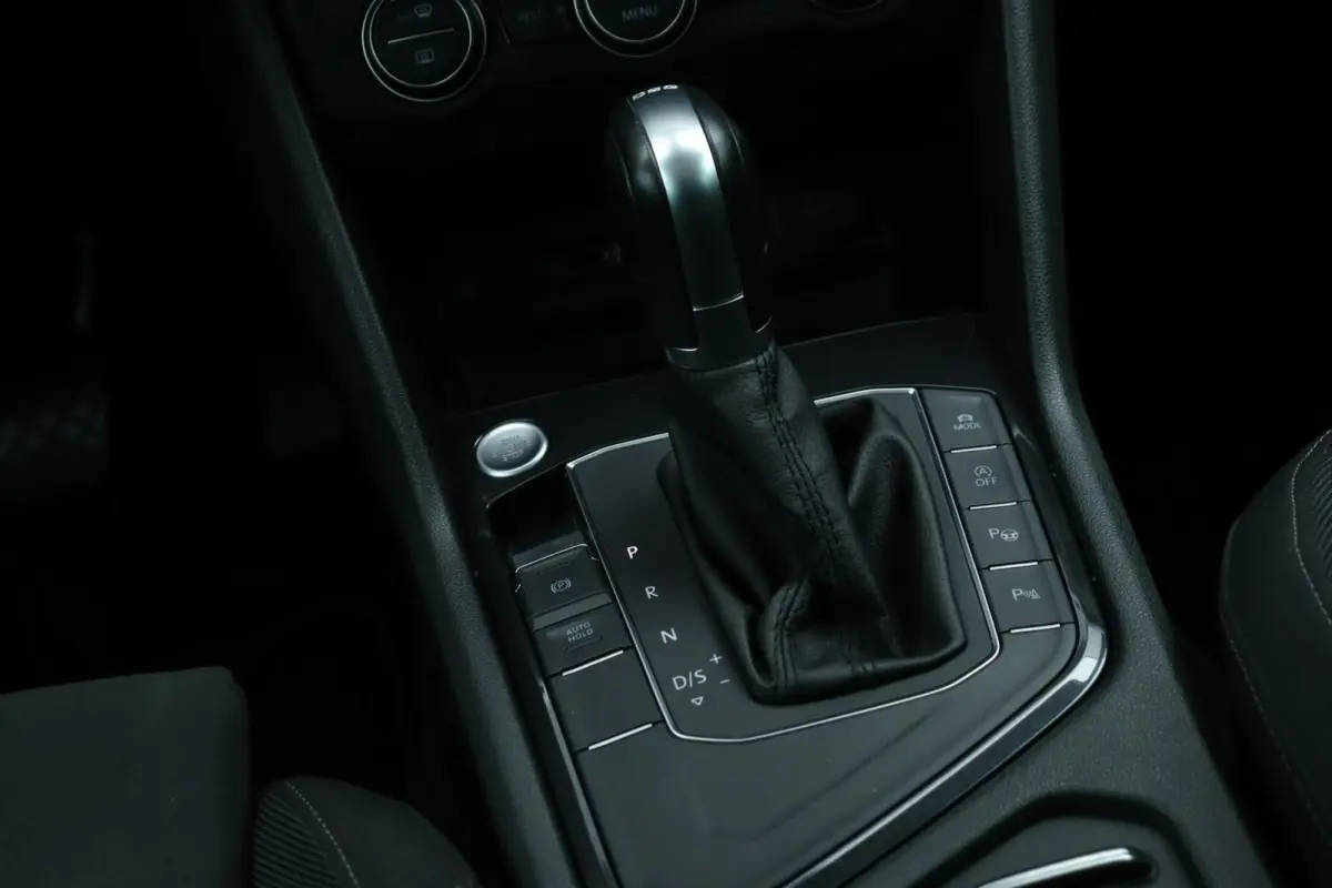 1.5 TSI / R-Line / DSG / 150PK / LED / Pano / Camera / Virtual Cockpit / Trekhaak / 19"!