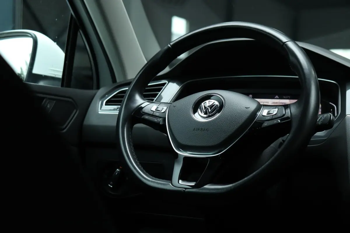 1.5 TSI / R-Line / DSG / 150PK / LED / Pano / Camera / Virtual Cockpit / Trekhaak / 19"!