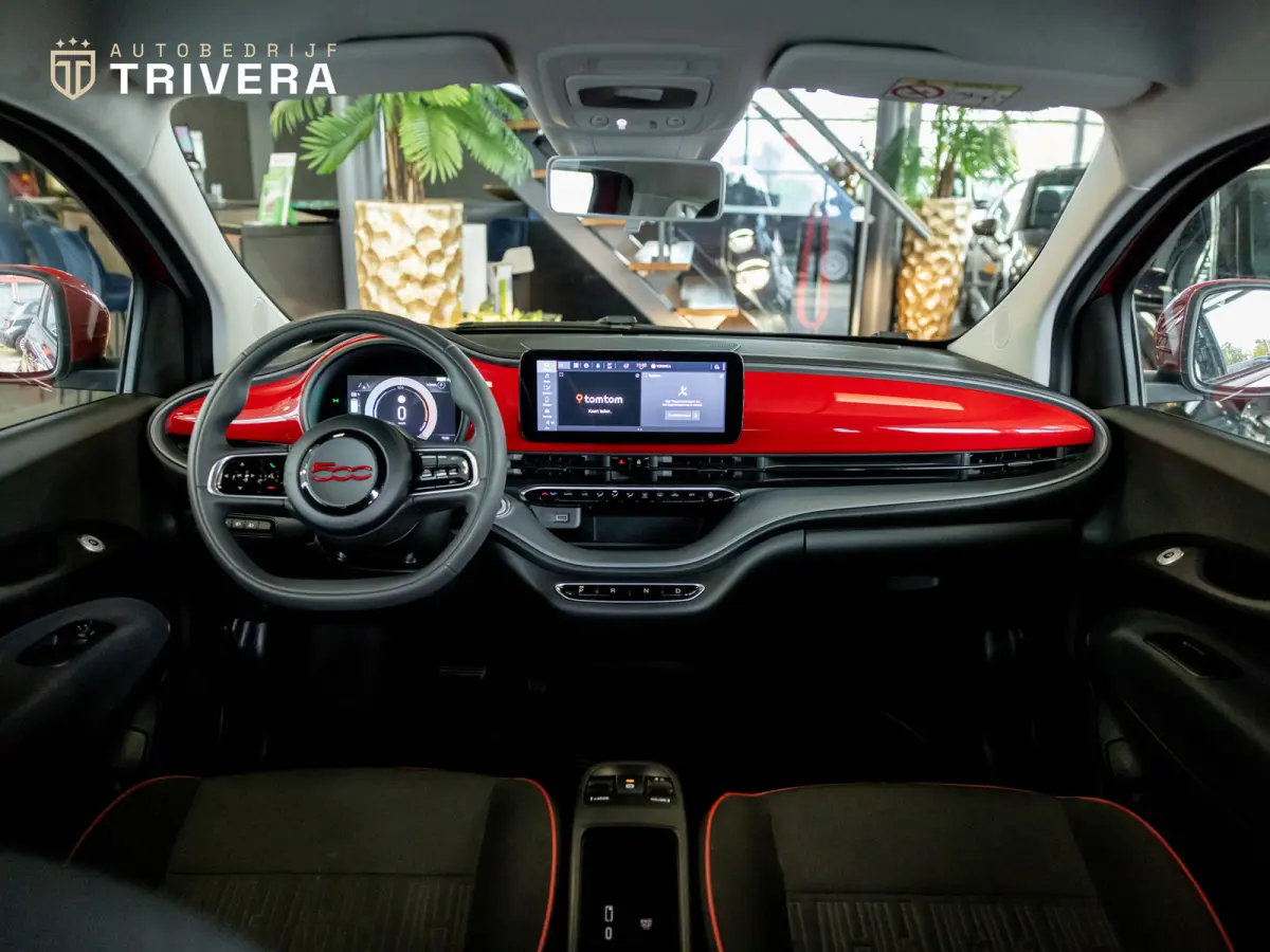 RED 24 kWh l SoH 93% l CAMERA l 1ste eigenaar l CARPLAY l LMV l BTW auto l Zeer lage km's l als nieuw
