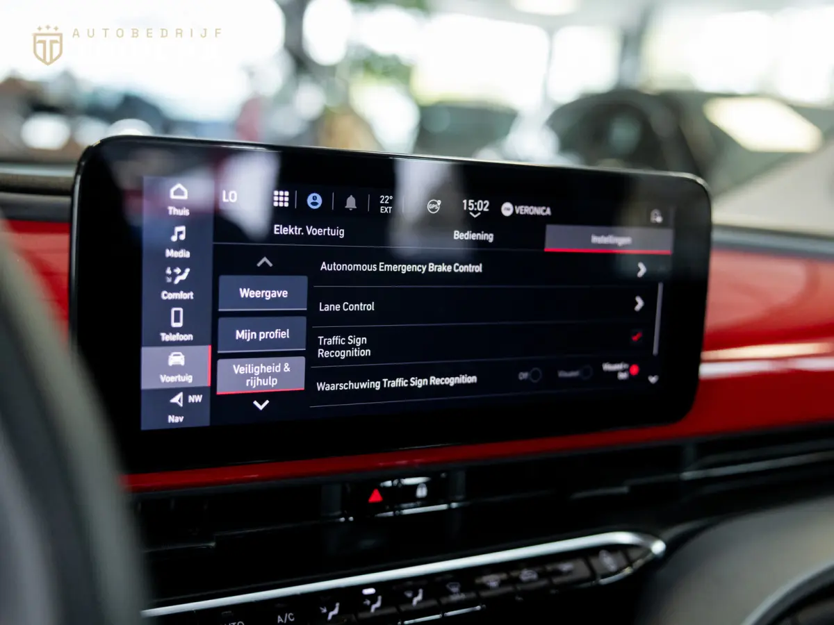 RED 24 kWh l SoH 93% l CAMERA l 1ste eigenaar l CARPLAY l LMV l BTW auto l Zeer lage km's l als nieuw