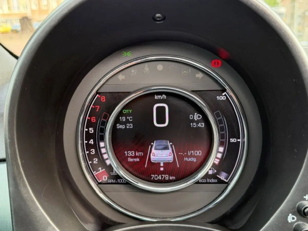1.0 Hybrid Launch Ed. Clima Cruise PDC Stoelverwarming