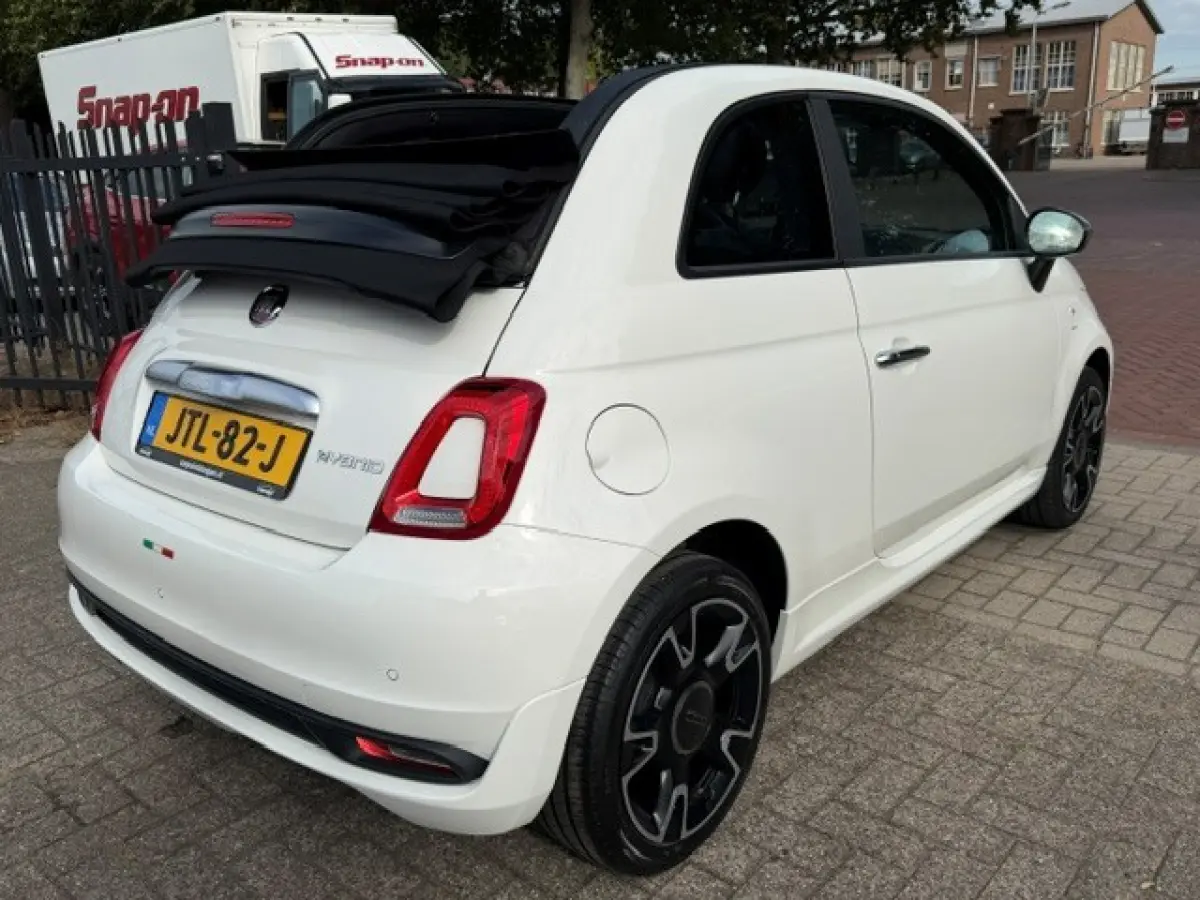 1.0 Hybrid Launch Ed. Clima Cruise PDC Stoelverwarming