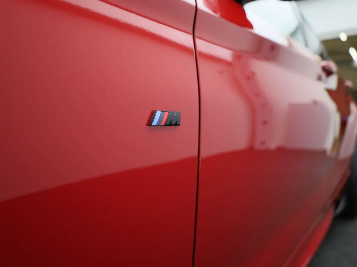 118i Centennial High Executive | AUTOMAAT| M-PAKKET | LEDER | CRUISE CONTROL | KEYLESS | STOELVERWARMING| CLIMATE CONTROL |