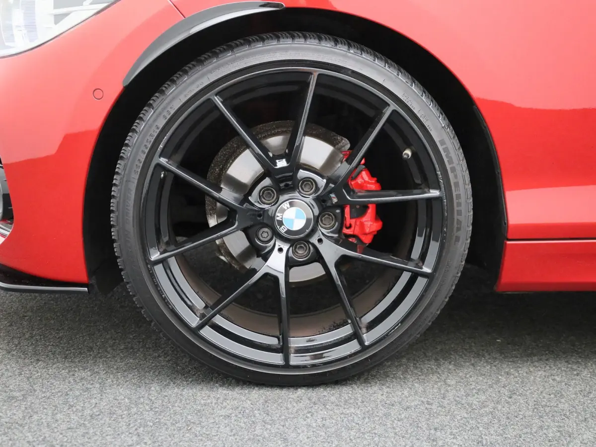 118i Centennial High Executive | AUTOMAAT| M-PAKKET | LEDER | CRUISE CONTROL | KEYLESS | STOELVERWARMING| CLIMATE CONTROL |
