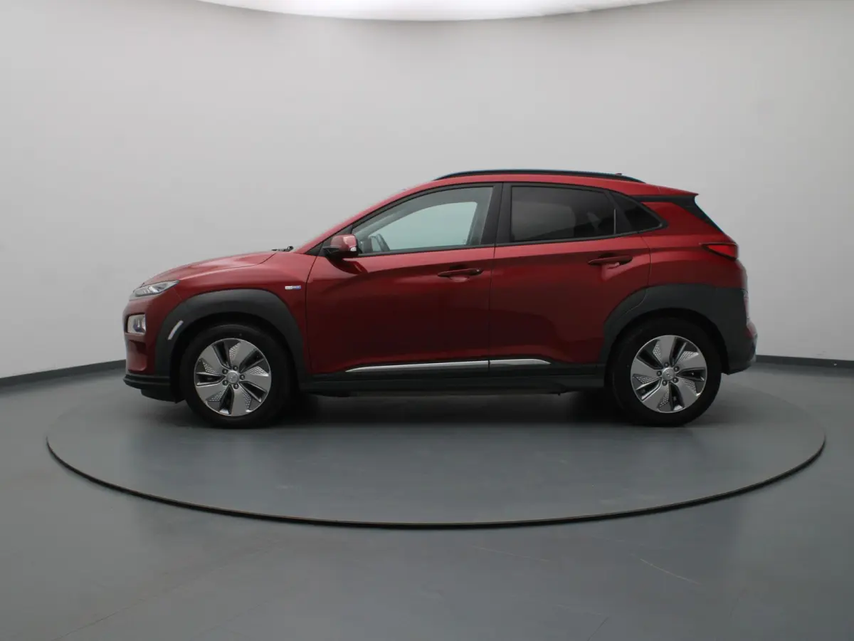 EV Limited 64 kWh Apple Carplay/Android Auto | Climate