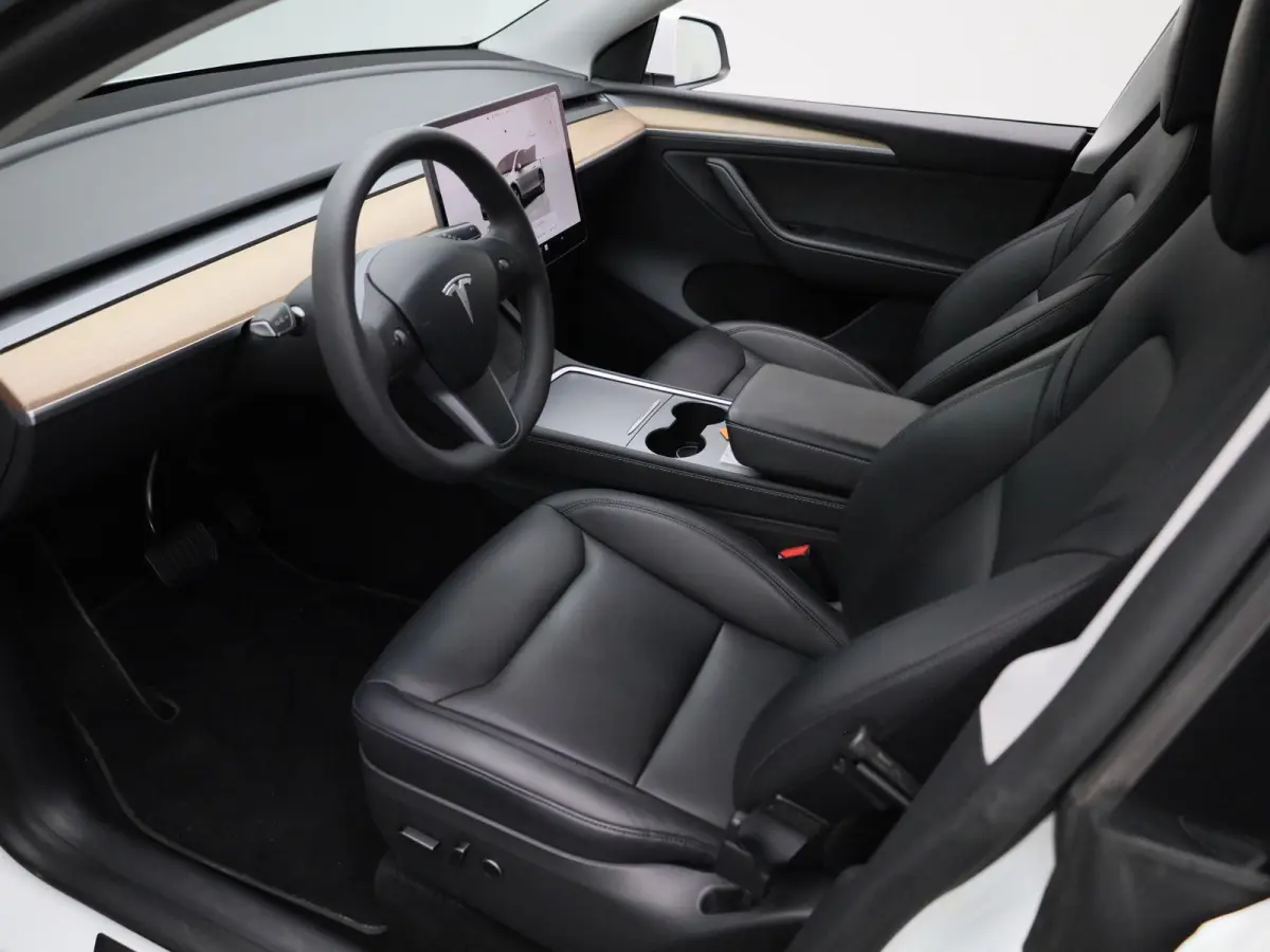 Long Range AWD 75 kWh | PANO | CAMERA | ACC | LEDER | ELEKTR. STOELVERSTELLING | STOELVERWARMING |