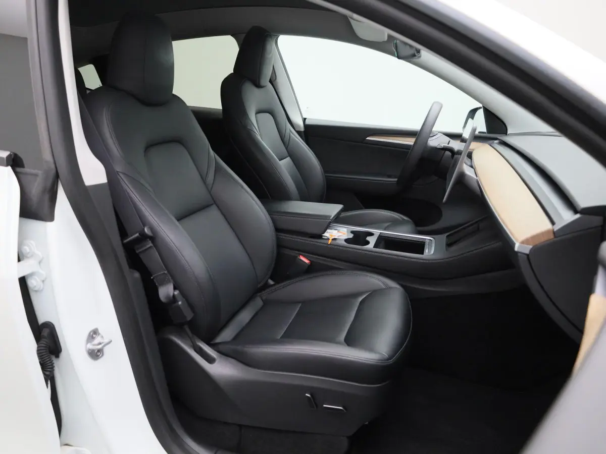 Long Range AWD 75 kWh | PANO | CAMERA | ACC | LEDER | ELEKTR. STOELVERSTELLING | STOELVERWARMING |
