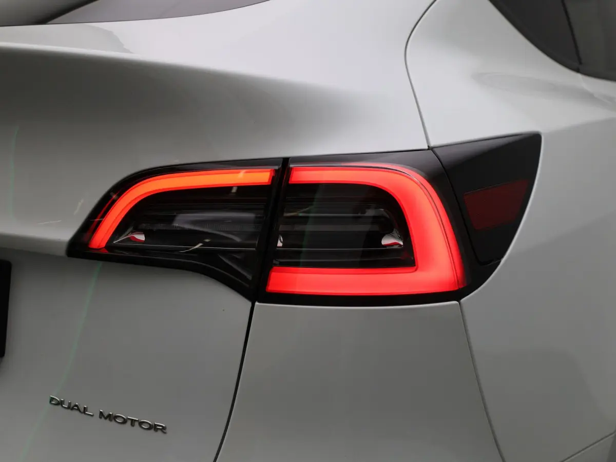Long Range AWD 75 kWh | PANO | CAMERA | ACC | LEDER | ELEKTR. STOELVERSTELLING | STOELVERWARMING |