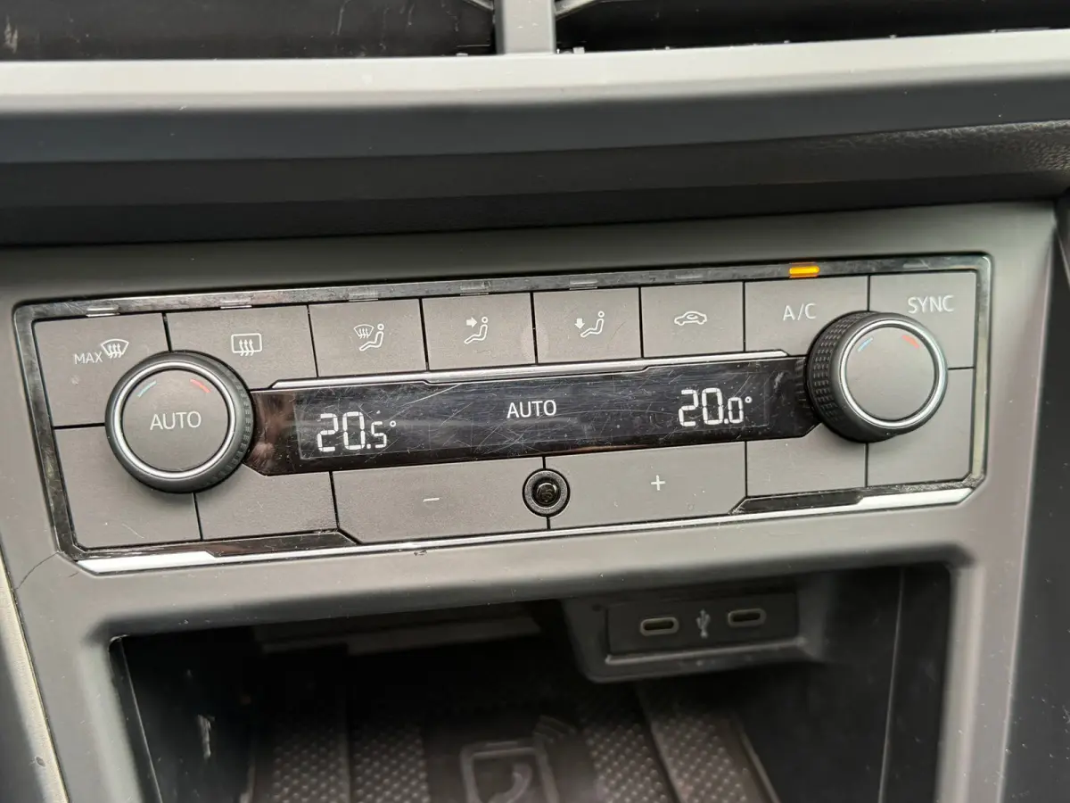 1.0 TSI Comfortline Business AUTOMAAT|PANO/CLIMA/ADAP CRUI