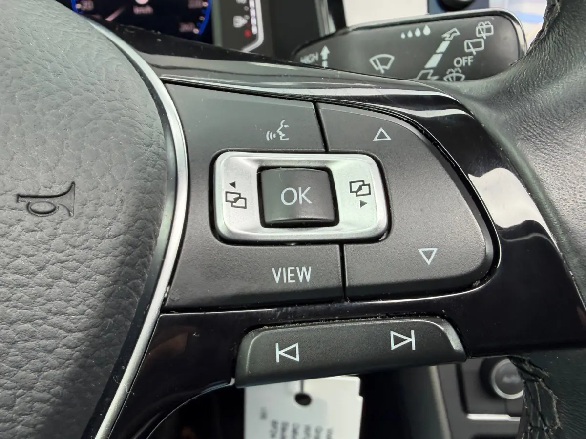 1.0 TSI Comfortline Business AUTOMAAT|PANO/CLIMA/ADAP CRUI