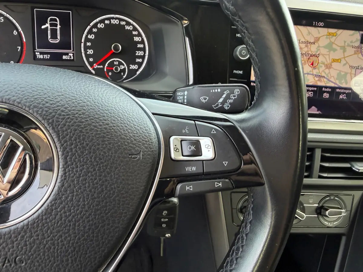 1.0 TSI Comfortline Business CRUISE I NAP I PDC I CARPLAY I NL AUTO