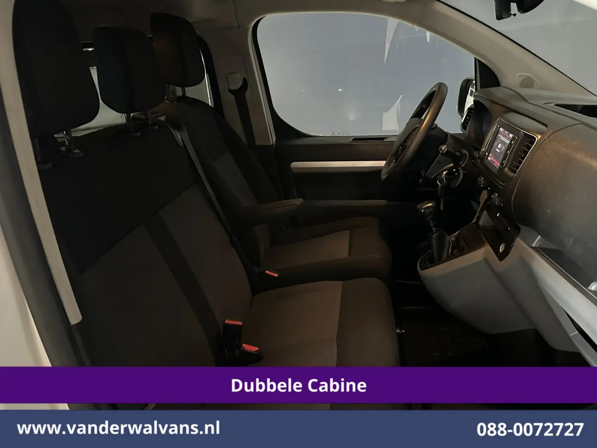 2.0 BlueHDI 123pk L3H1 Dubbele Cabine Euro6 Airco | 6-Zits | 2x Zijdeur | Camera | Navigatie | Apple Carplay Android Auto, Cruisecontrol, Parkeersensoren, 2500kg Trekhaak