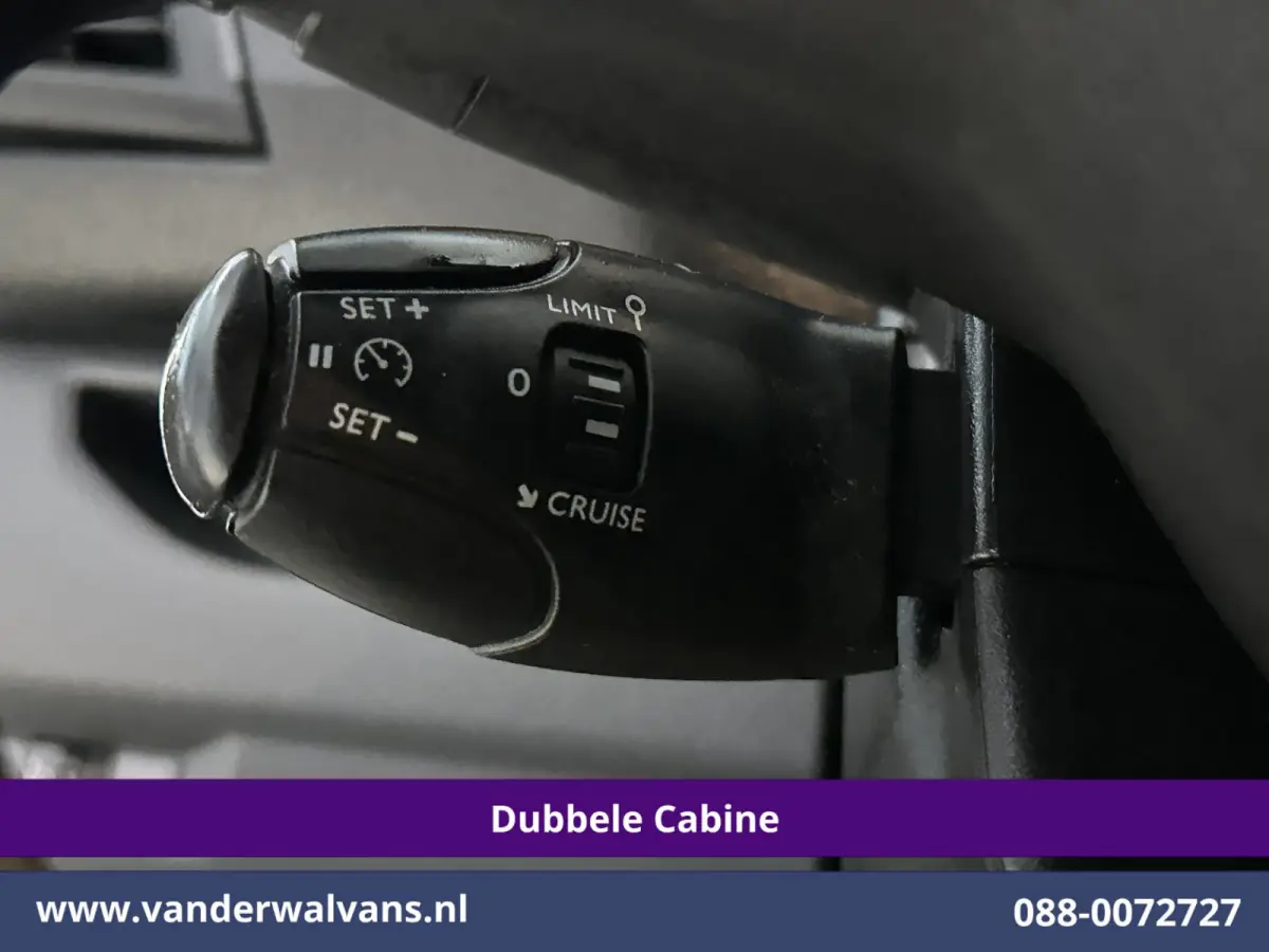 2.0 BlueHDI 123pk L3H1 Dubbele Cabine Euro6 Airco | 6-Zits | 2x Zijdeur | Camera | Navigatie | Apple Carplay Android Auto, Cruisecontrol, Parkeersensoren, 2500kg Trekhaak