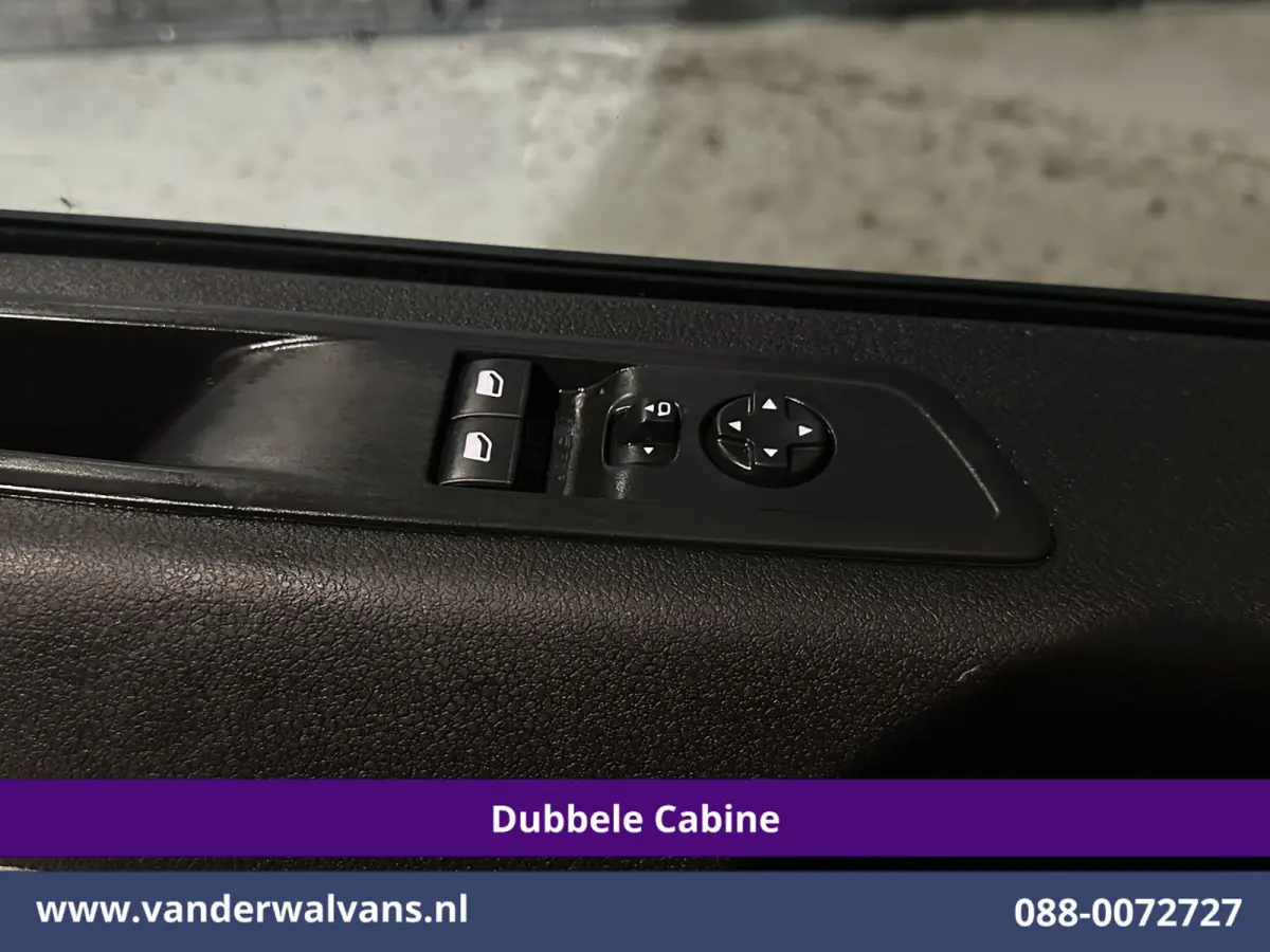 2.0 BlueHDI 123pk L3H1 Dubbele Cabine Euro6 Airco | 6-Zits | 2x Zijdeur | Camera | Navigatie | Apple Carplay Android Auto, Cruisecontrol, Parkeersensoren, 2500kg Trekhaak