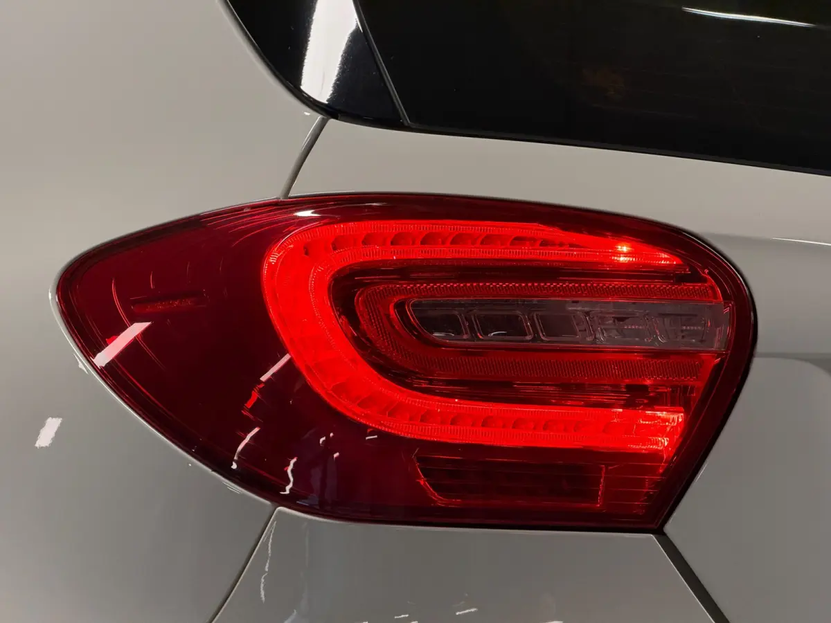 180 AMG Automaat Panoramadak Xenon