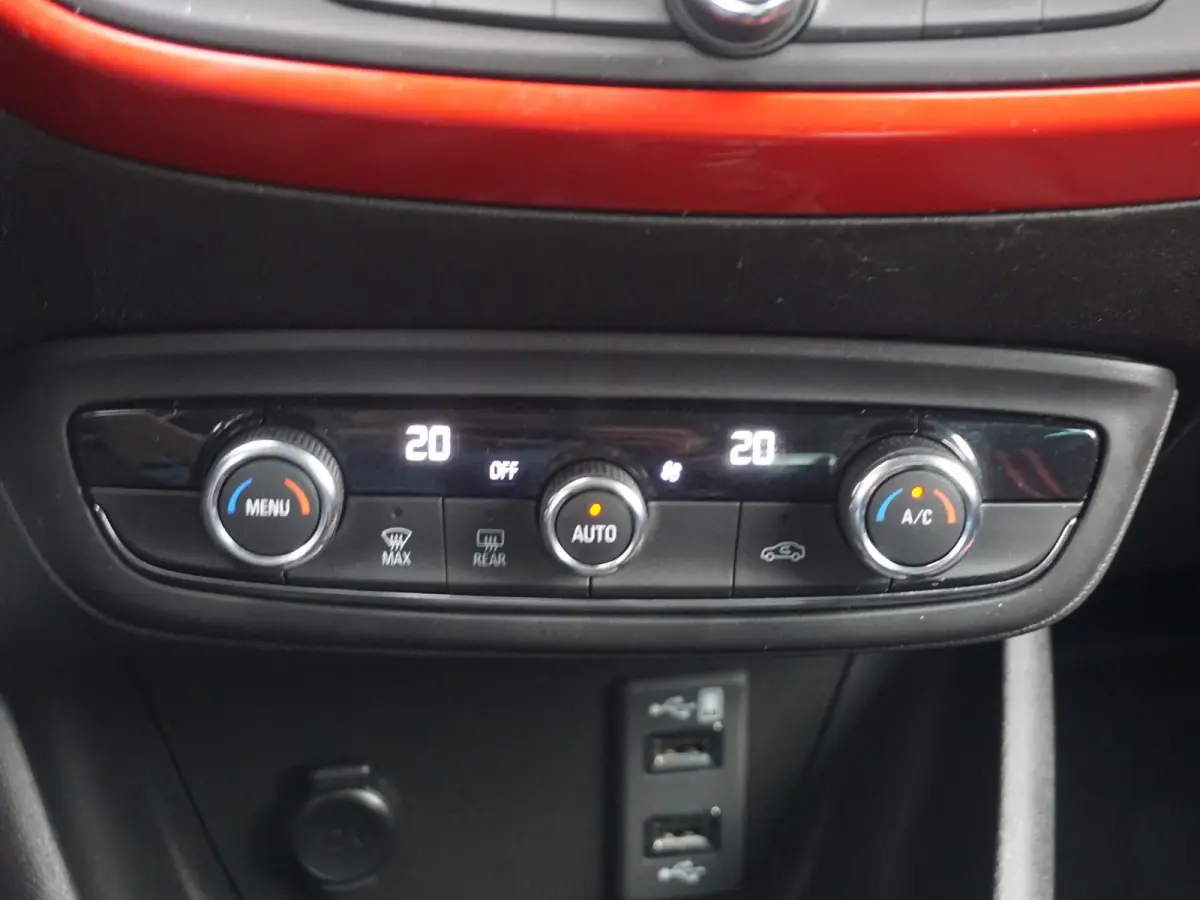 1.2 Turbo GS Line Navi | Climate Contr. | Camera