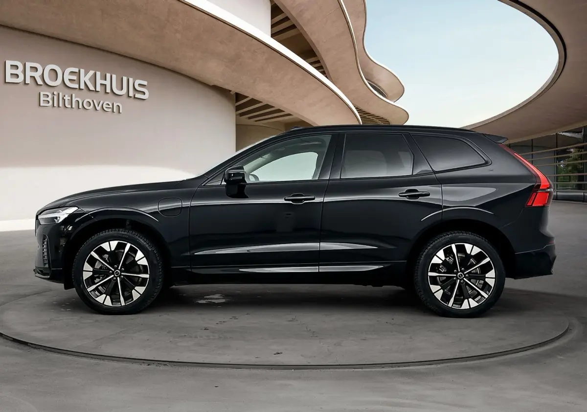 Facelift T6 Plug-in hybrid AWD Ultra Dark | 20" | Luchtvering | Trekhaak | Head-Up | Panoramadak | Elektr. verst. stoelen | Full LED | Harman Kardon | ACC | BLIS