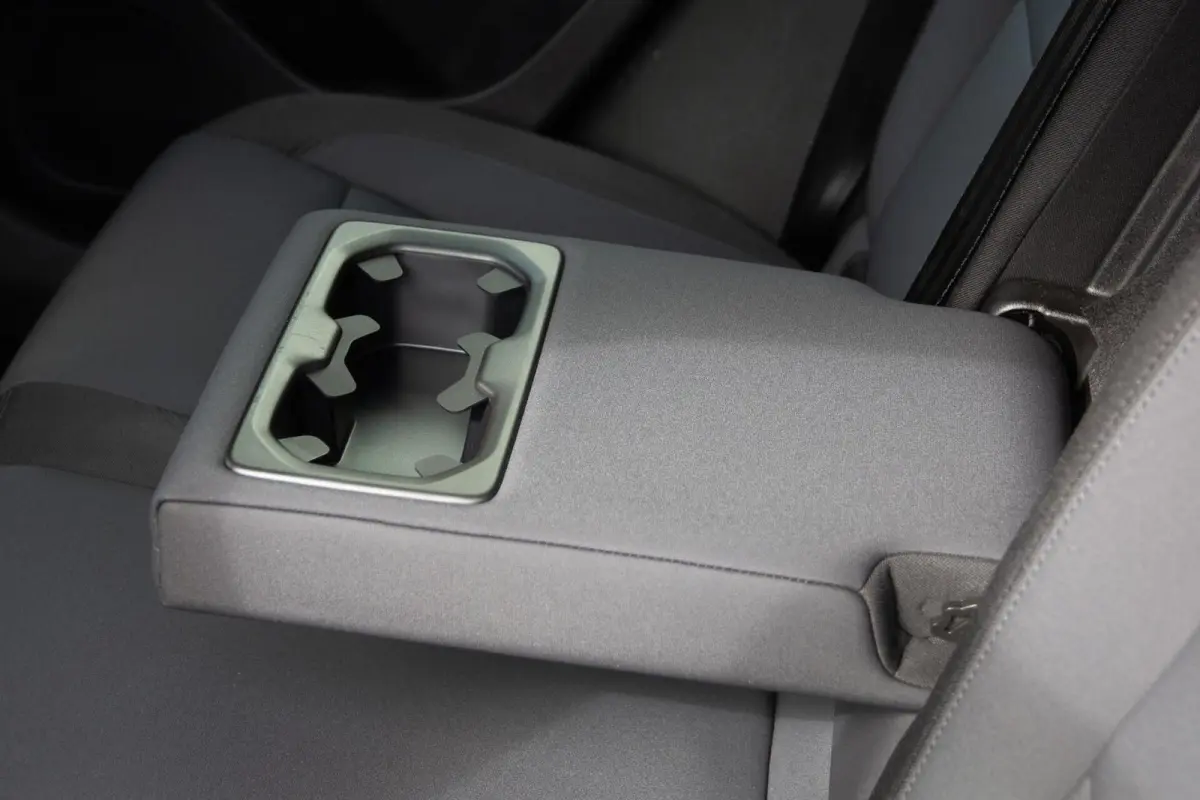 Standard Range Single Motor 63kWh
