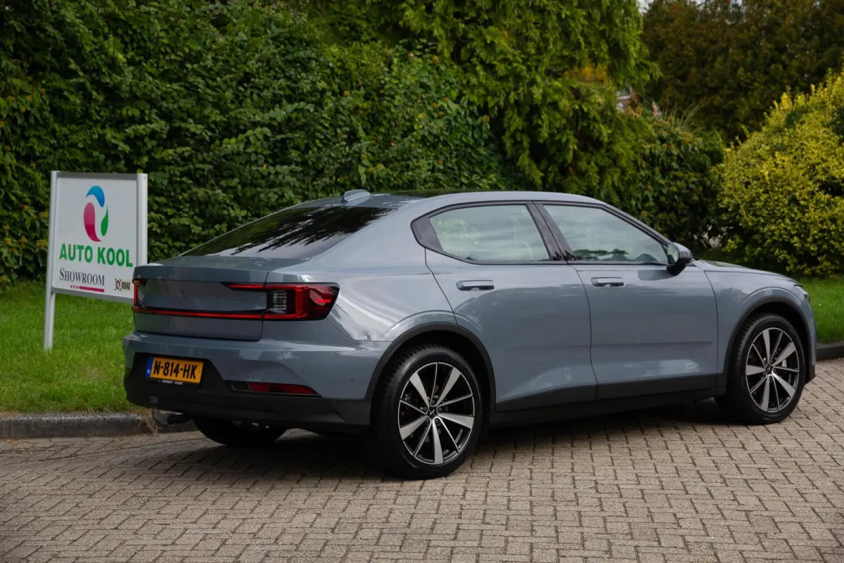 Standard Range Single Motor 63kWh