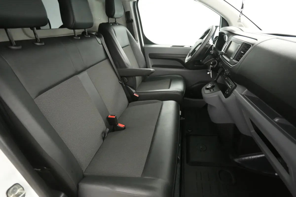 2.0 CDTI L2H1 | Automaat | Airco | Camera | 3 Zits | Cruise | Carplay | Parkeersens.