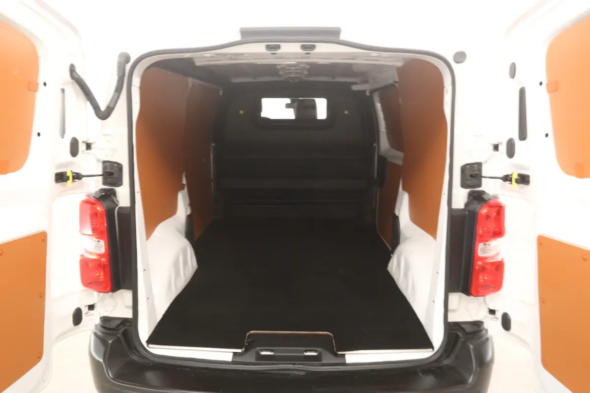 2.0 CDTI L2H1 | Automaat | Airco | Camera | 3 Zits | Cruise | Carplay | Parkeersens.