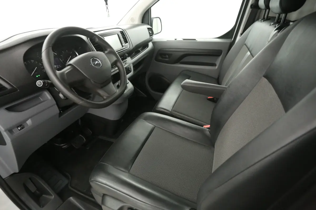 2.0 CDTI L2H1 | Automaat | Airco | Camera | 3 Zits | Cruise | Carplay | Parkeersens.