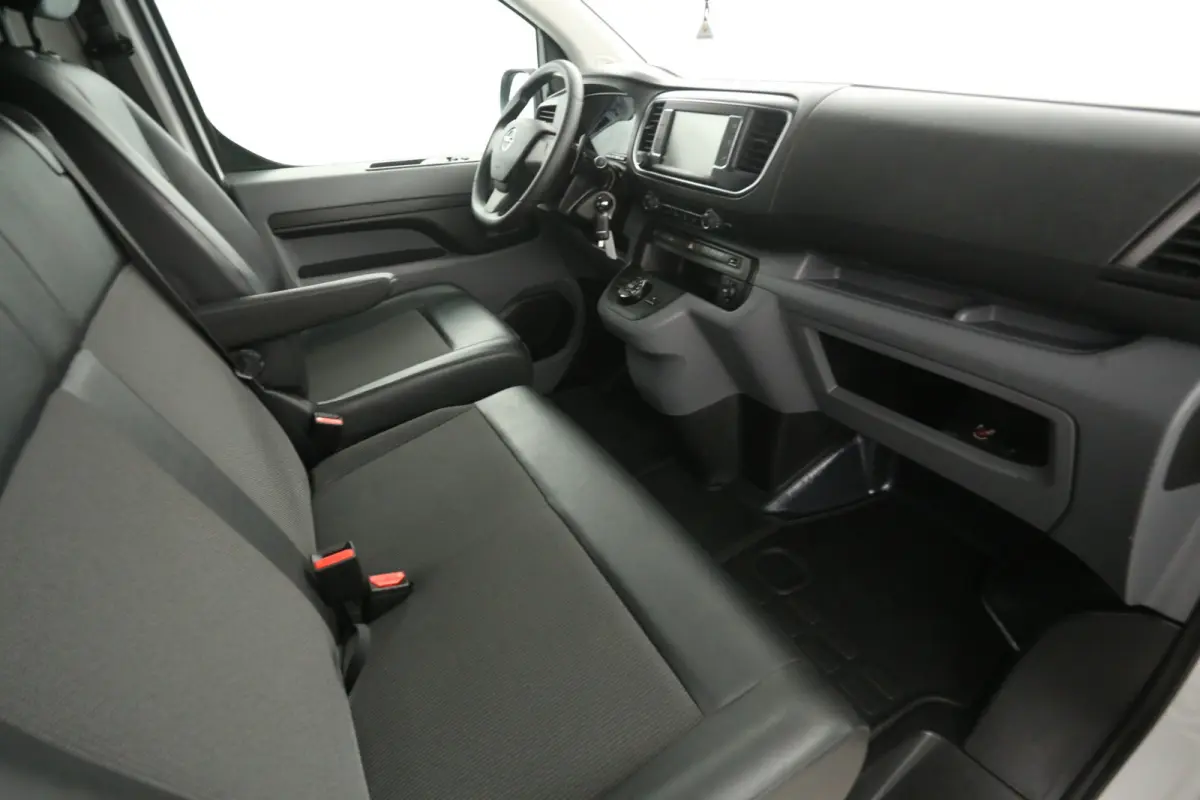 2.0 CDTI L2H1 | Automaat | Airco | Camera | 3 Zits | Cruise | Carplay | Parkeersens.