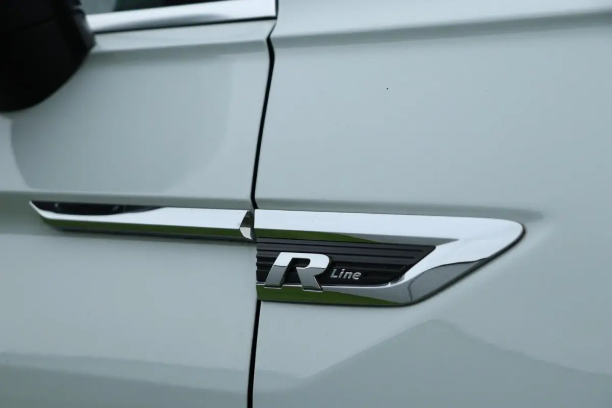 1.5 TSI / 3X R-Line / DSG / 150PK / LED / Virtual Cockpit / Pano / Camera / 19"!