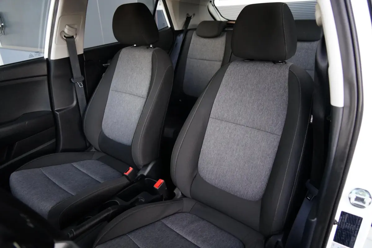 1.0 T-GDi MHEV ComfortLine, NL, 1e eig. CarPlay