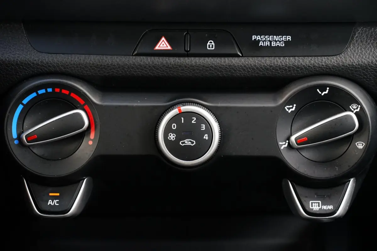 1.0 T-GDi MHEV ComfortLine, NL, 1e eig. CarPlay