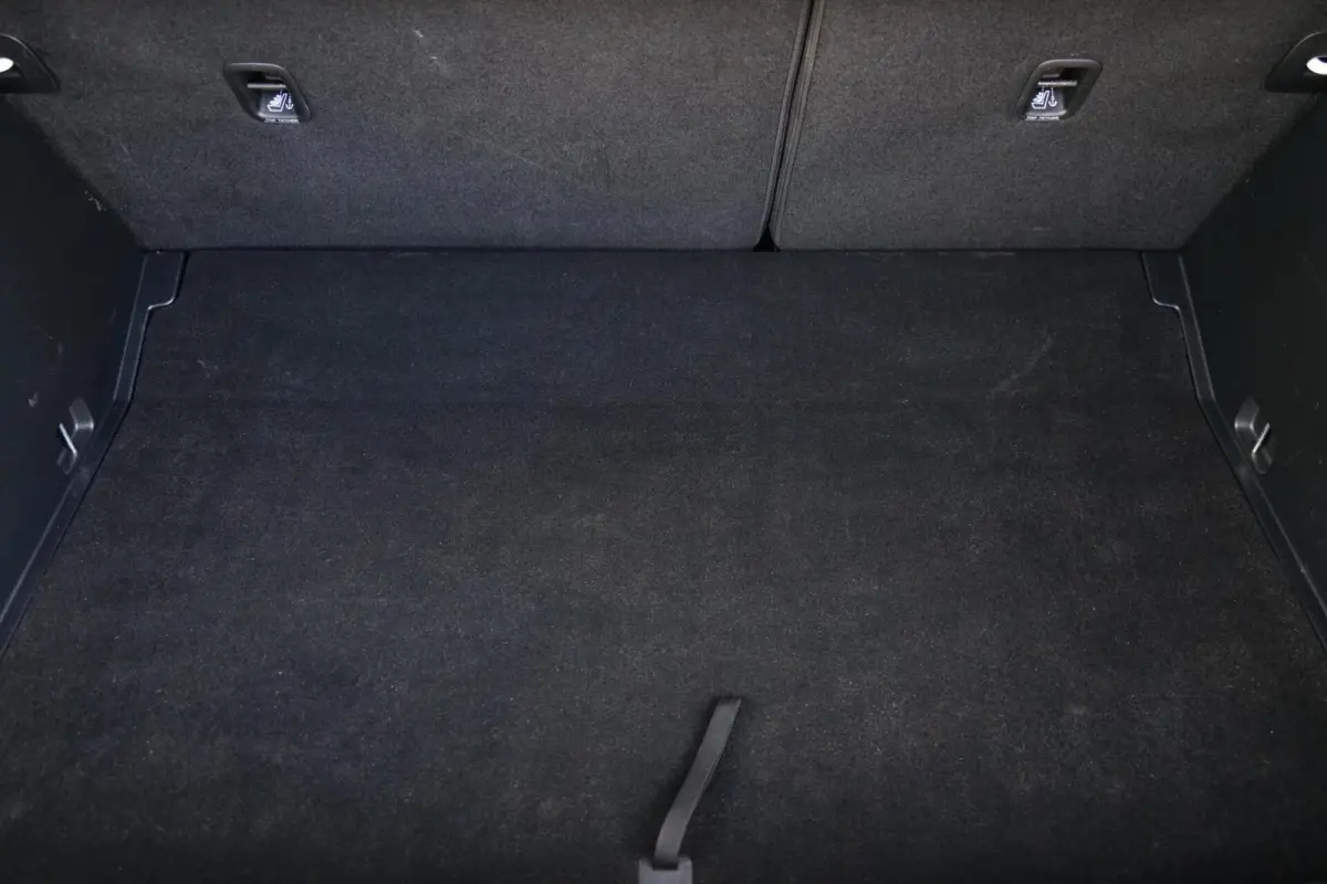 1.0 T-GDi MHEV ComfortLine, NL, 1e eig. CarPlay