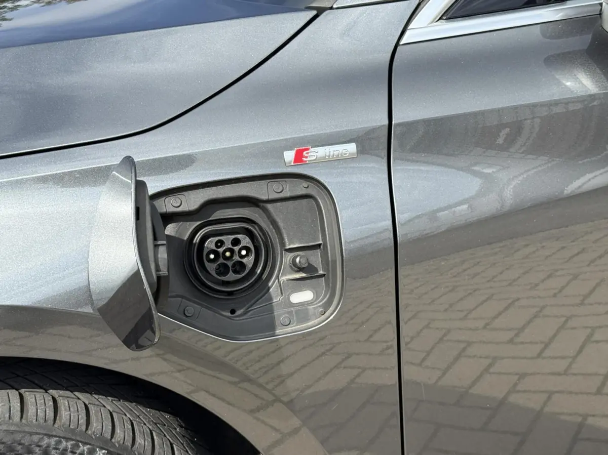 40 TFSI e S-Line|ACC|CarPlay|Virtual|Keyless