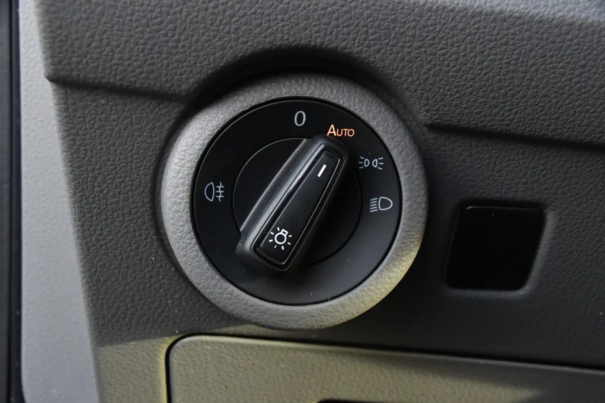2.0 TDI L2H1 ABT Edition Carplay, Stoelverwarming, Sensoren, Adapteive Cruise, LED, 150pk, Automaat, Standkachel, Multimedia, Uniek!