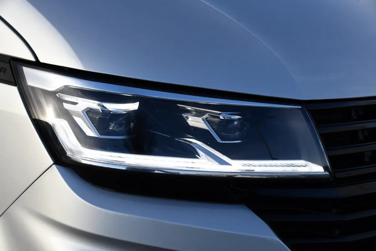 2.0 TDI L2H1 ABT Edition Carplay, Stoelverwarming, Sensoren, Adapteive Cruise, LED, 150pk, Automaat, Standkachel, Multimedia, Uniek!