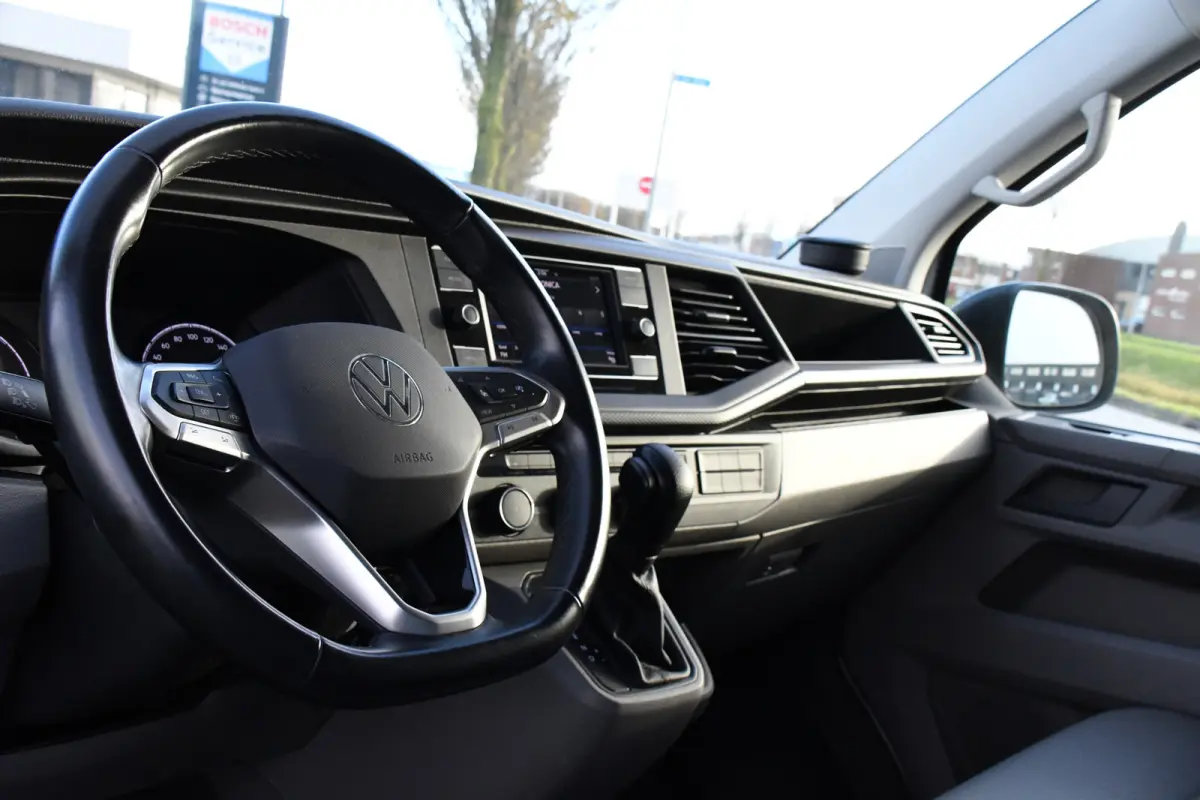2.0 TDI L2H1 ABT Edition Carplay, Stoelverwarming, Sensoren, Adapteive Cruise, LED, 150pk, Automaat, Standkachel, Multimedia, Uniek!
