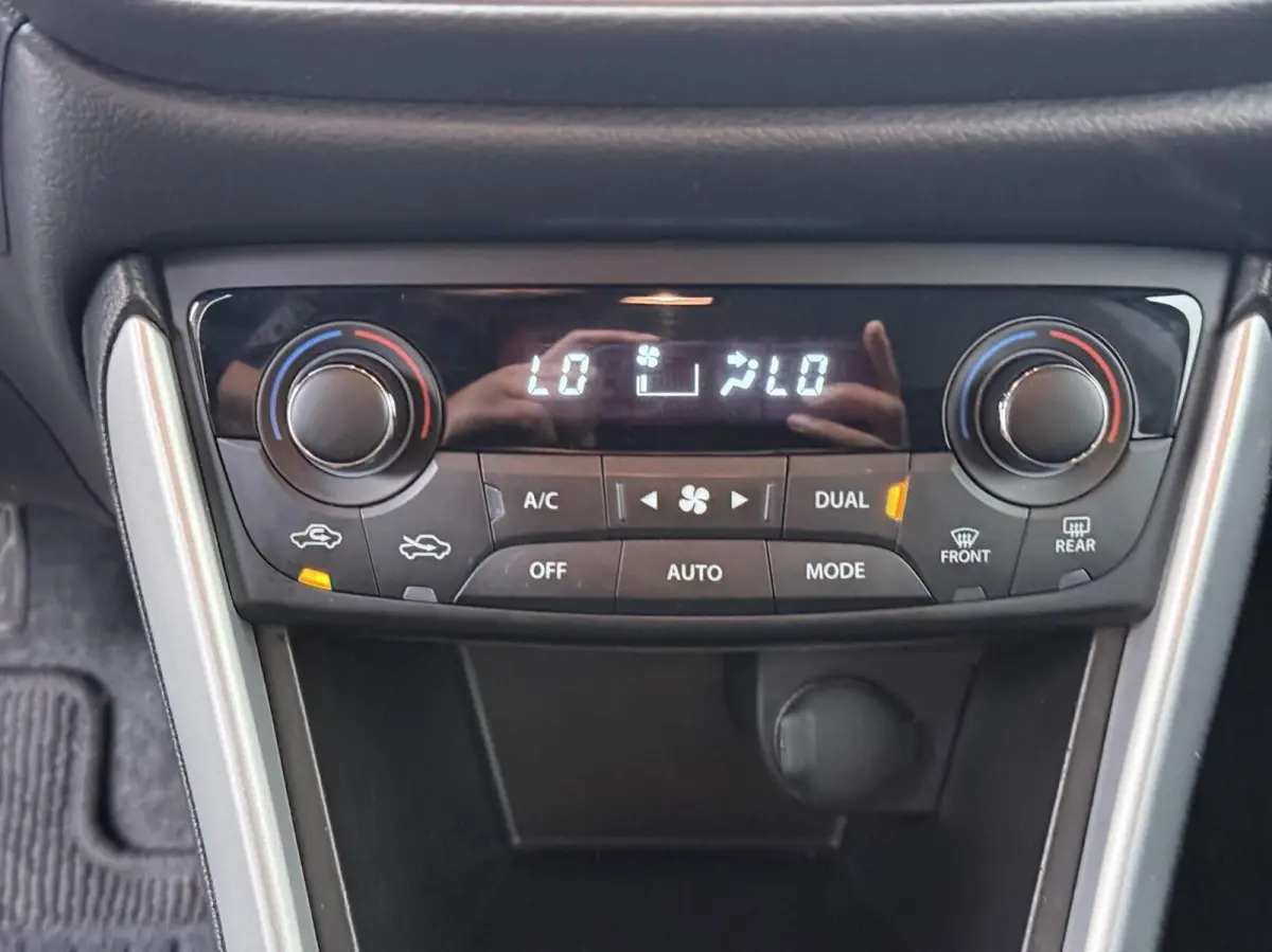 1.4 Boosterjet Select Smart Hybrid