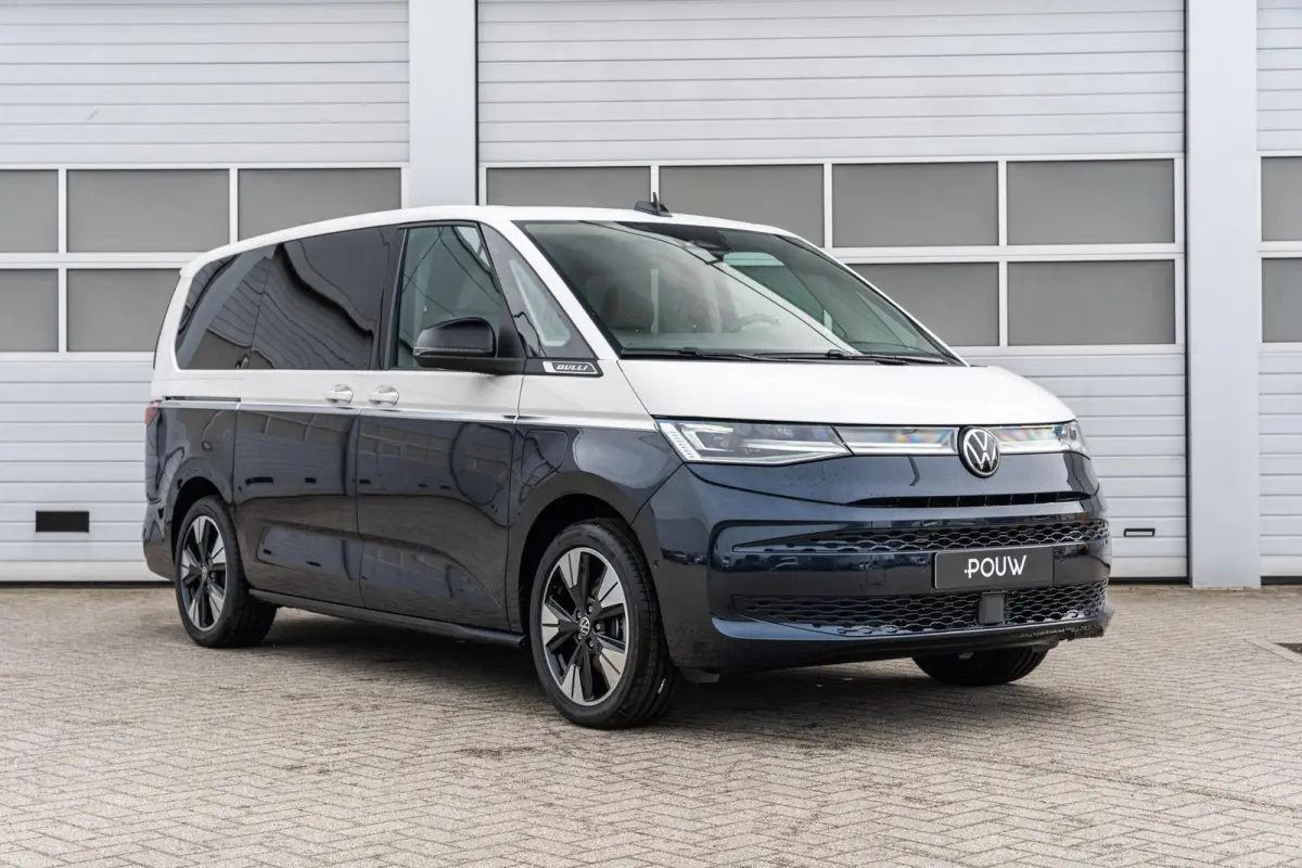 1.5 eHybrid 245pk L2 Bulli Edition | Panoramadak | Trekhaak Wegklapbaar | 19" Velgen