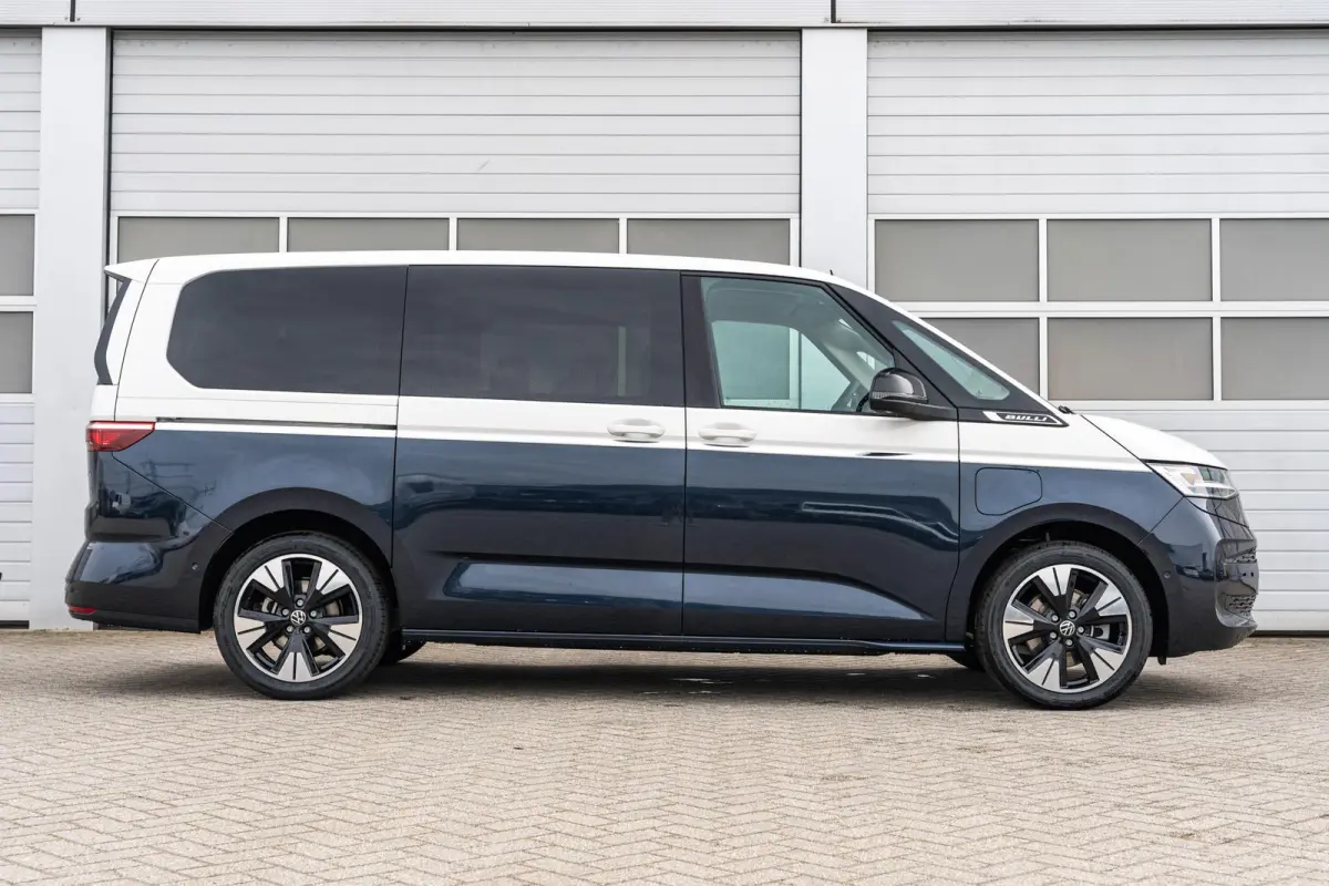 1.5 eHybrid 245pk L2 Bulli Edition | Panoramadak | Trekhaak Wegklapbaar | 19" Velgen