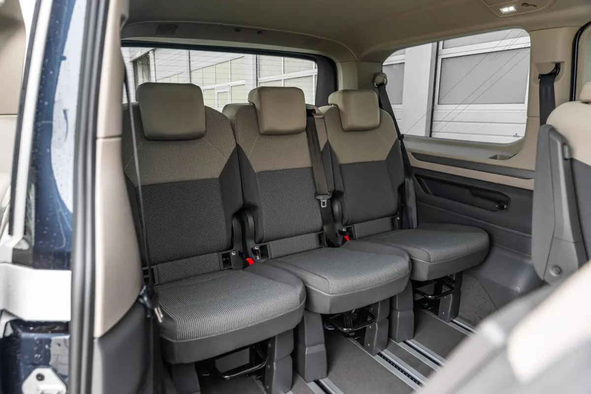 1.5 eHybrid 245pk L2 Bulli Edition | Panoramadak | Trekhaak Wegklapbaar | 19" Velgen