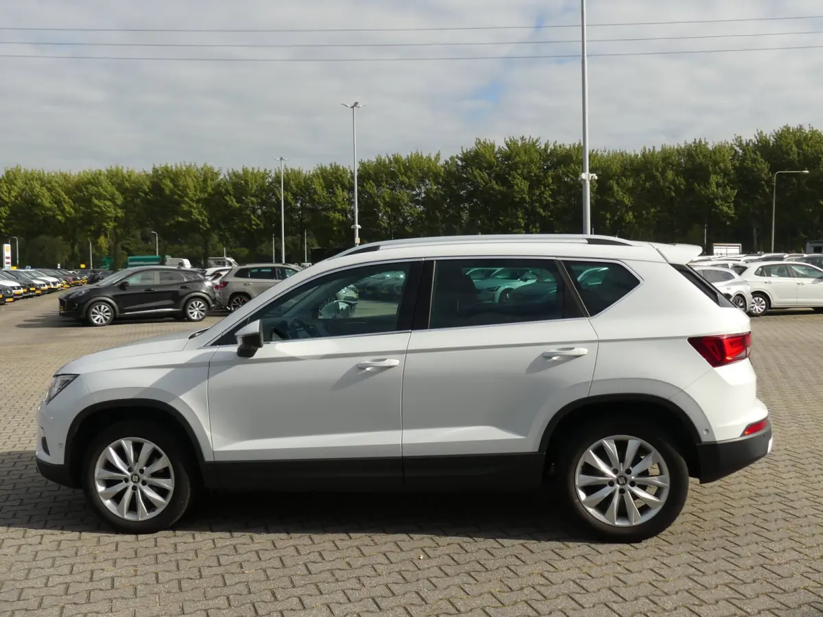 1.0 EcoTSI Style Business Intense / Virtual Cockpit /