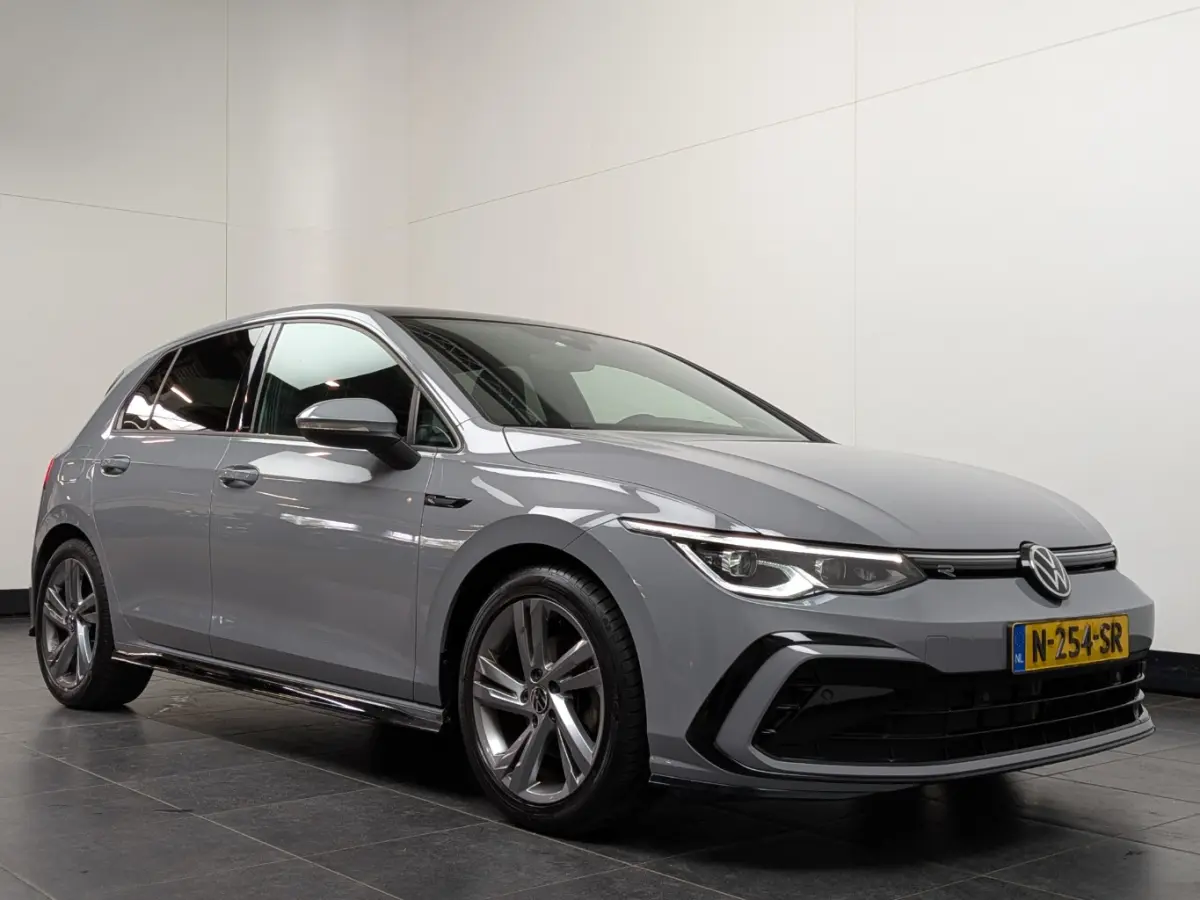 1.5 TSI 130 pk R-Line Business | Panoramadak | Achteruitrijcamera | Cruise control adaptief | Aplle Carplay |