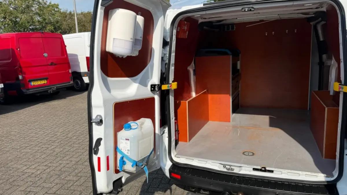 2.0 TDCI 96KW 131PK EURO 6 AIRCO/ CRUISE CONTROL/ PARKEERSENSOREN/ 100% DEALERONDERHOUDEN