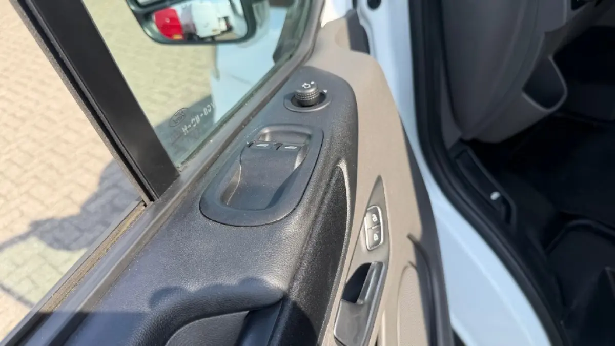 2.0 TDCI 96KW 131PK EURO 6 AIRCO/ CRUISE CONTROL/ PARKEERSENSOREN/ 100% DEALERONDERHOUDEN