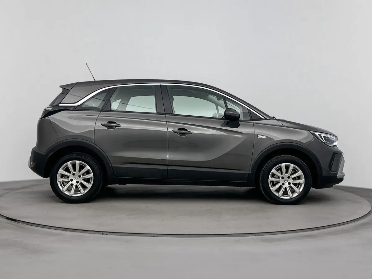 110pk Elegance | 1ste eigenaar | Camera | Winterpakket | Climate | AGR stoel | AppleCarplay/Android |