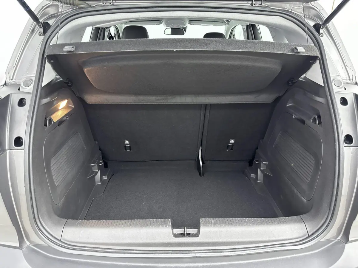 110pk Elegance | 1ste eigenaar | Camera | Winterpakket | Climate | AGR stoel | AppleCarplay/Android |