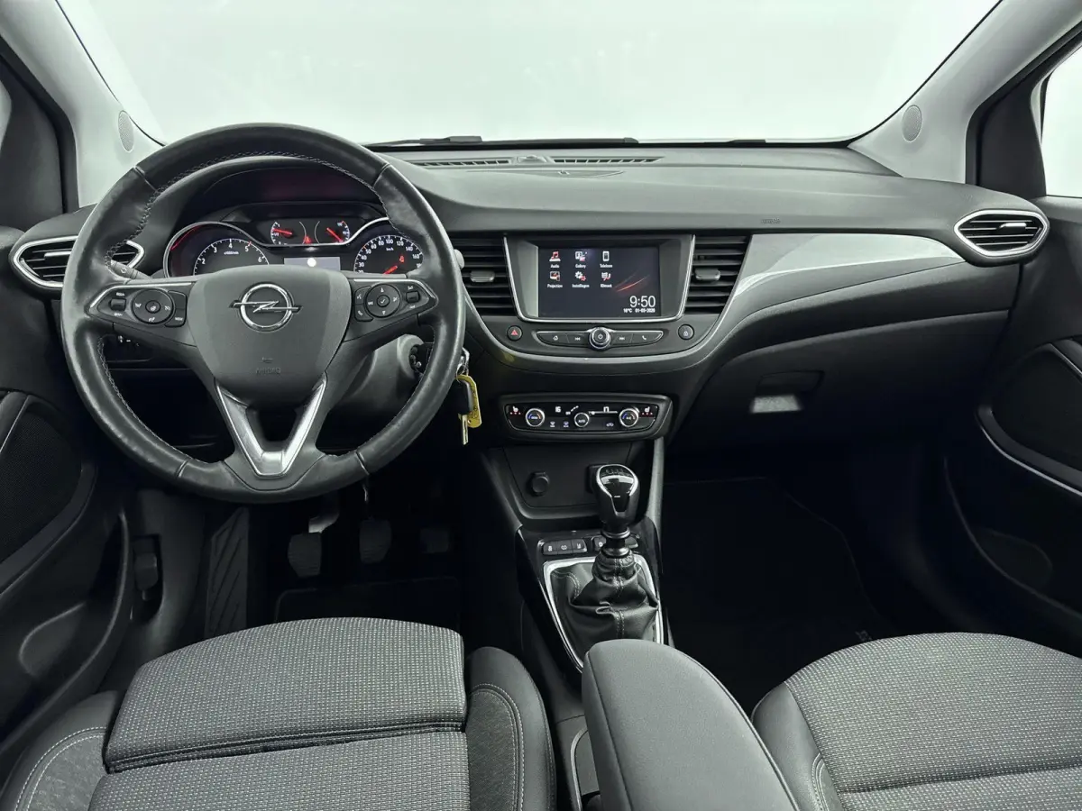 110pk Elegance | 1ste eigenaar | Camera | Winterpakket | Climate | AGR stoel | AppleCarplay/Android |