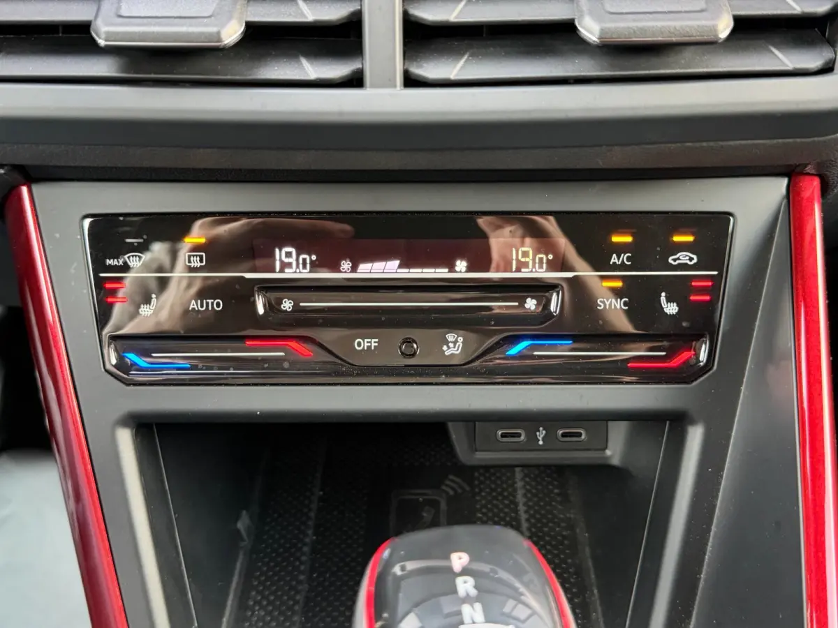 2.0 TSI GTI | PANO | BEATS | 1E EIG | DEALER | ACC | VIRTUAL | CARPLAY | IQ LIGHT | CAMERA
