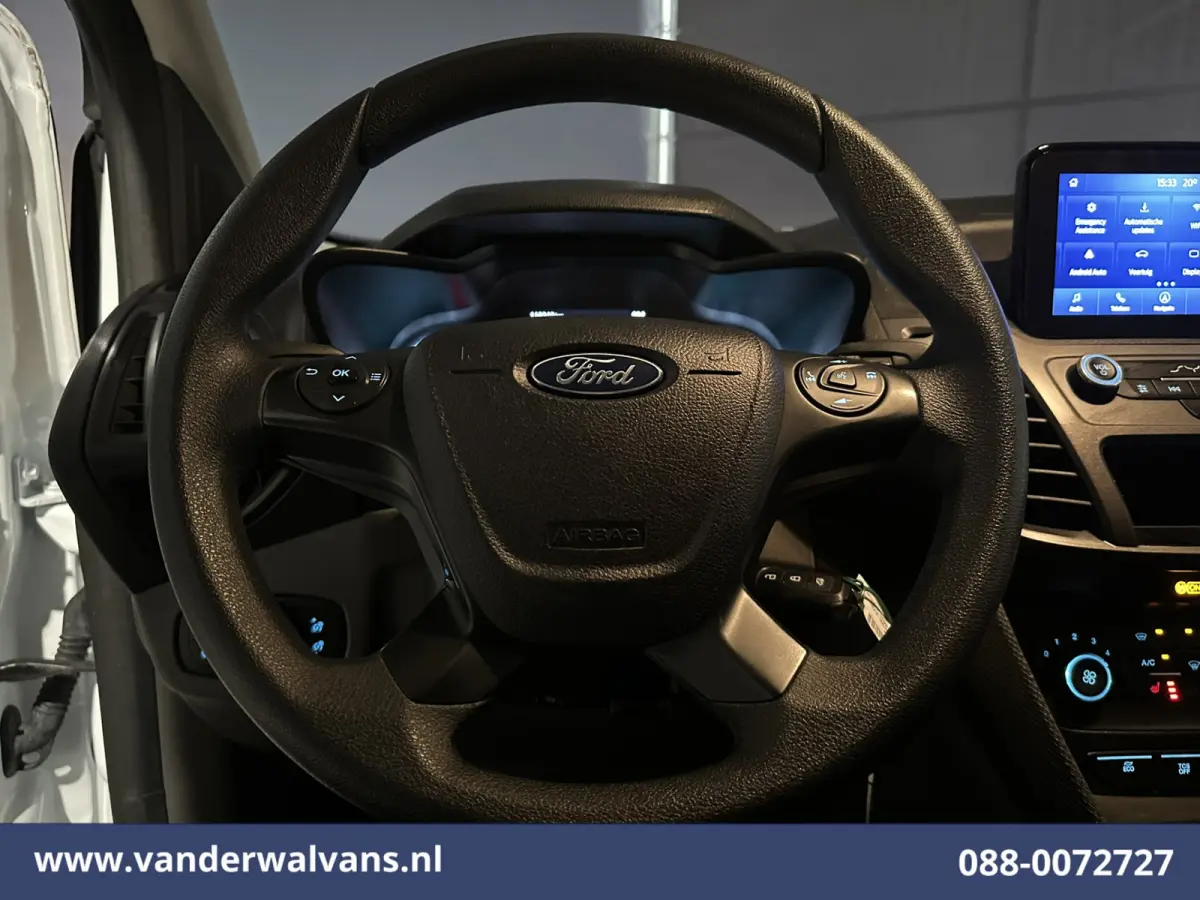 2.0 TDCI 120pk L2H1 Euro6 Airco | Camera | Navigatie | Android Auto | Stoelverwarming | Verwarmde Voorruit Parkeersensoren, 1500kg trekvermogen