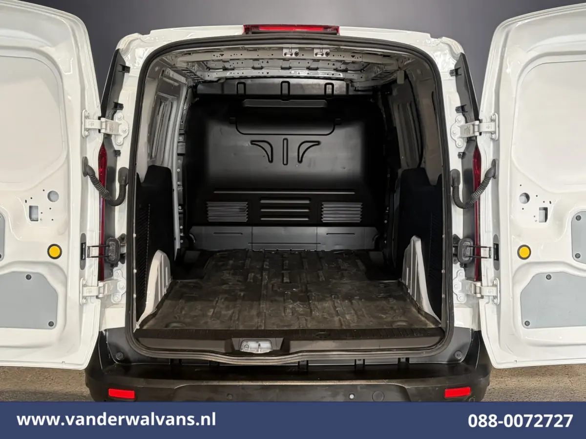 2.0 TDCI 120pk L2H1 Euro6 Airco | Camera | Navigatie | Android Auto | Stoelverwarming | Verwarmde Voorruit Parkeersensoren, 1500kg trekvermogen